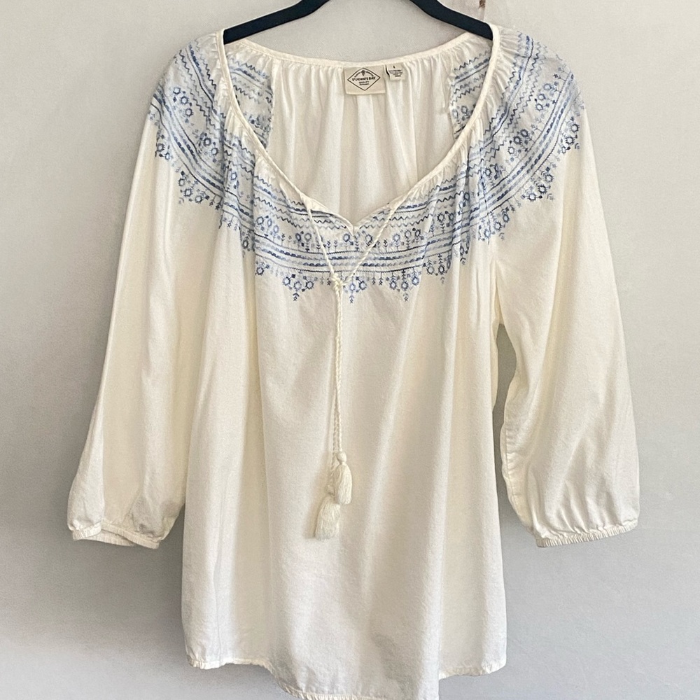 St. John's Bay large  Cream and Blue Peasant Blouse with Tie Front